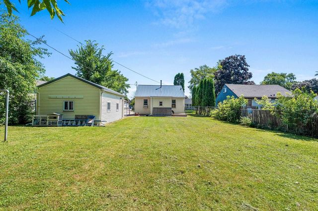 1519 N WAYNE STREET, Appleton, WI 54911