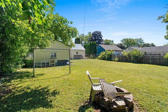 1519 N WAYNE STREET, Appleton, WI 54911
