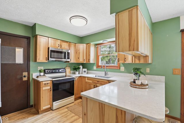 209 Bayview Drive, Cicero, IN 46034