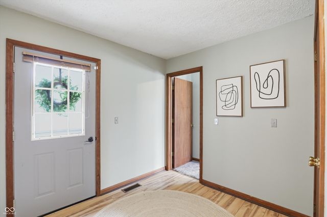 209 Bayview Drive, Cicero, IN 46034