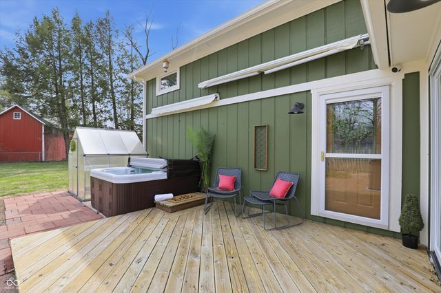 209 Bayview Drive, Cicero, IN 46034