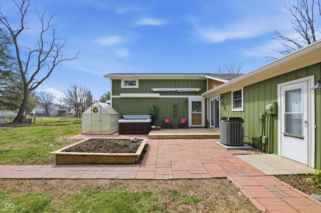 209 Bayview Drive, Cicero, IN 46034