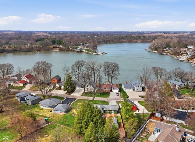 209 Bayview Drive, Cicero, IN 46034