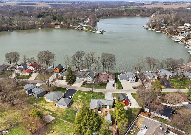 209 Bayview Drive, Cicero, IN 46034