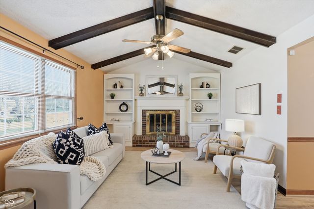 209 Bayview Drive, Cicero, IN 46034