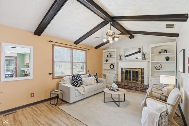 209 Bayview Drive, Cicero, IN 46034