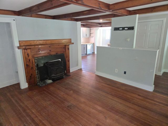 93 Gulf Road, Derry, NH 03038