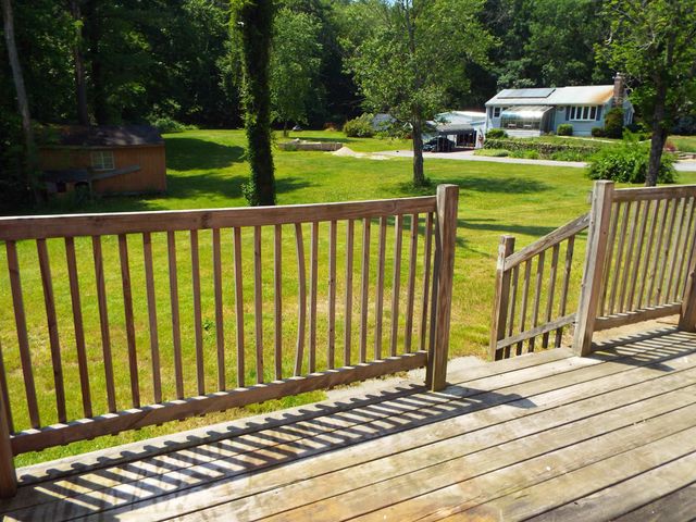 93 Gulf Road, Derry, NH 03038