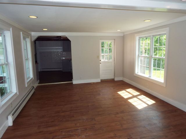 93 Gulf Road, Derry, NH 03038