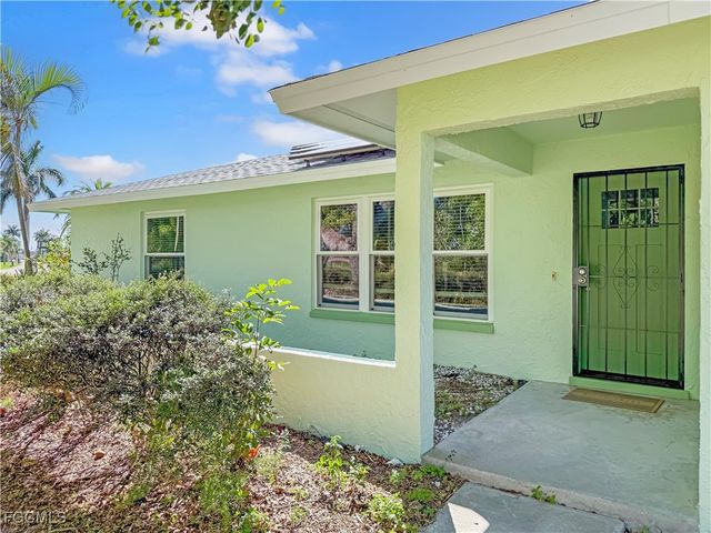 3510 SE 2nd AVE, Cape Coral, FL 33904