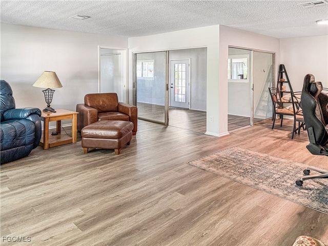 3510 SE 2nd AVE, Cape Coral, FL 33904