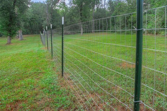 49 Cauthen Drive, Huntsville, TX 77320