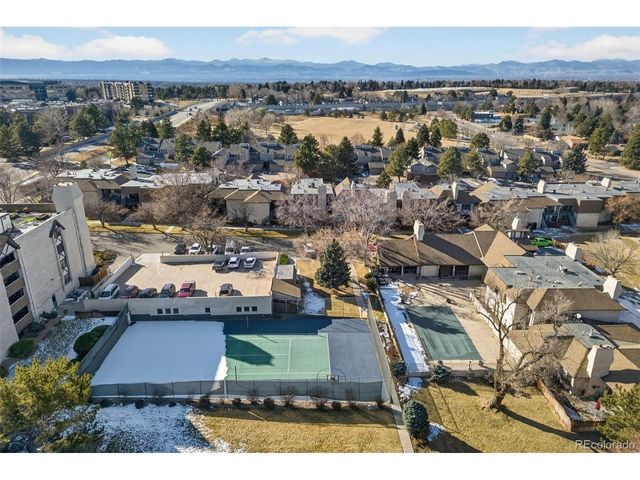 4250 S Olive St 111, Denver, CO 80237