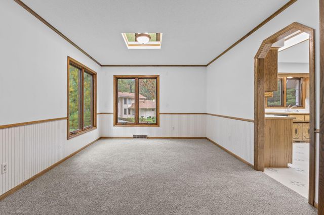 12083 Dogwood Street NW, Coon Rapids, MN 55448