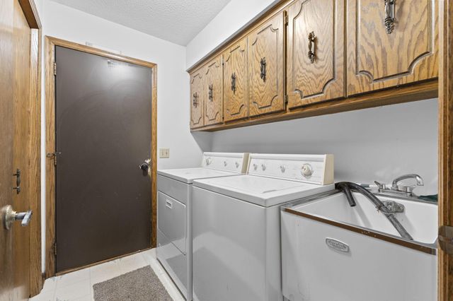 12083 Dogwood Street NW, Coon Rapids, MN 55448