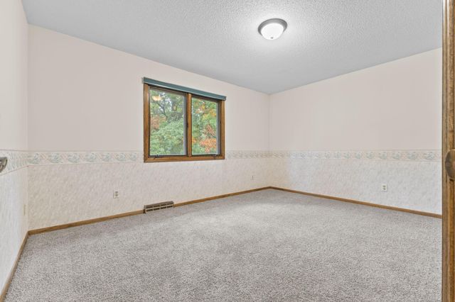 12083 Dogwood Street NW, Coon Rapids, MN 55448