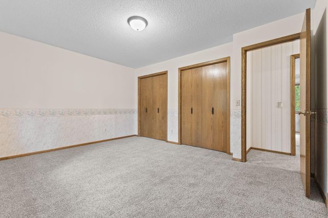 12083 Dogwood Street NW, Coon Rapids, MN 55448