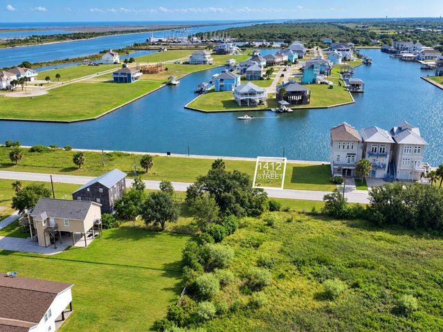 1412 17th Street, Port Bolivar, TX 77650