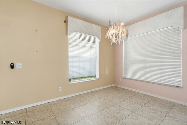 295 Stanhope CIR, Naples, FL 34104
