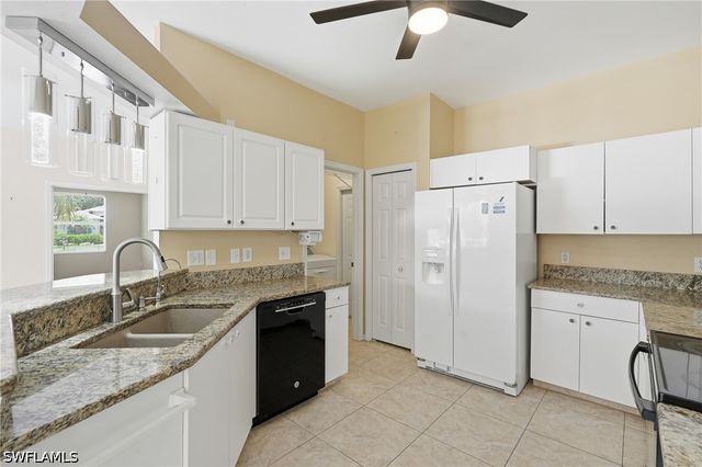 295 Stanhope CIR, Naples, FL 34104
