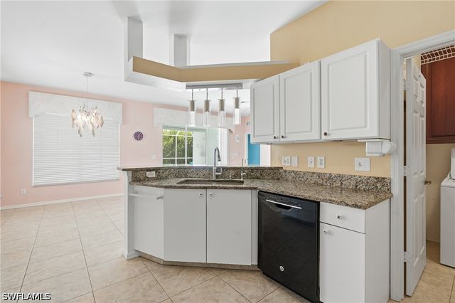 295 Stanhope CIR, Naples, FL 34104