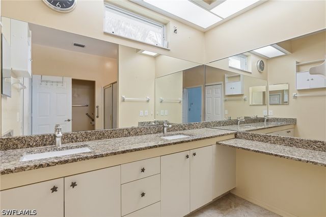 295 Stanhope CIR, Naples, FL 34104