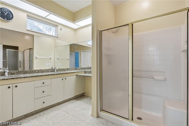 295 Stanhope CIR, Naples, FL 34104