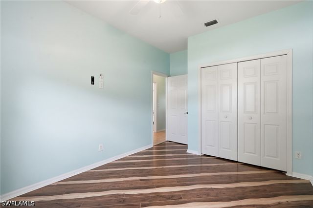 295 Stanhope CIR, Naples, FL 34104