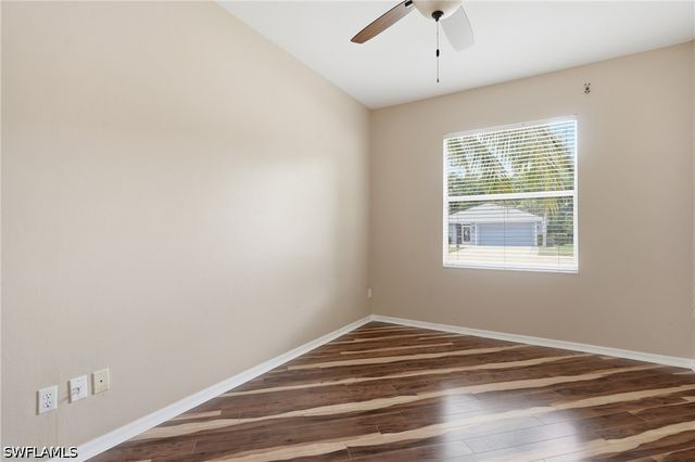 295 Stanhope CIR, Naples, FL 34104