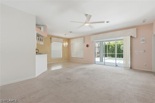 295 Stanhope CIR, Naples, FL 34104