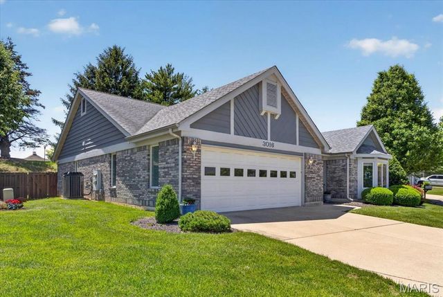 3016 Devilla Trail 23A, St Charles, MO 63301
