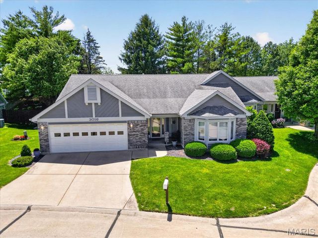 3016 Devilla Trail 23A, St Charles, MO 63301