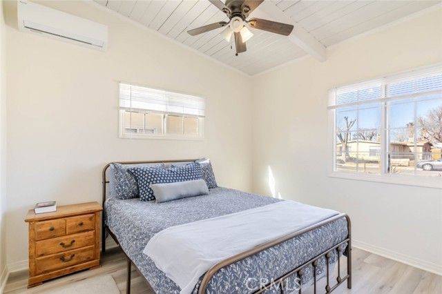 1432 W Avenue H15, Lancaster, CA 93534