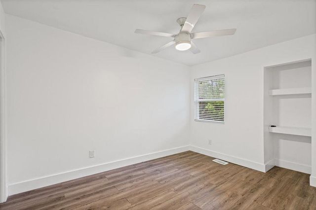 6401 Chimney Creek CIR A, Austin, TX 78723