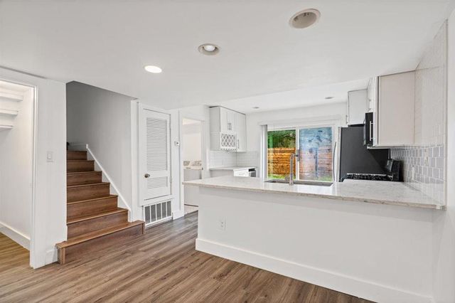 6401 Chimney Creek CIR A, Austin, TX 78723