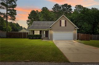 137 Boulder Court, Raeford, NC 28376