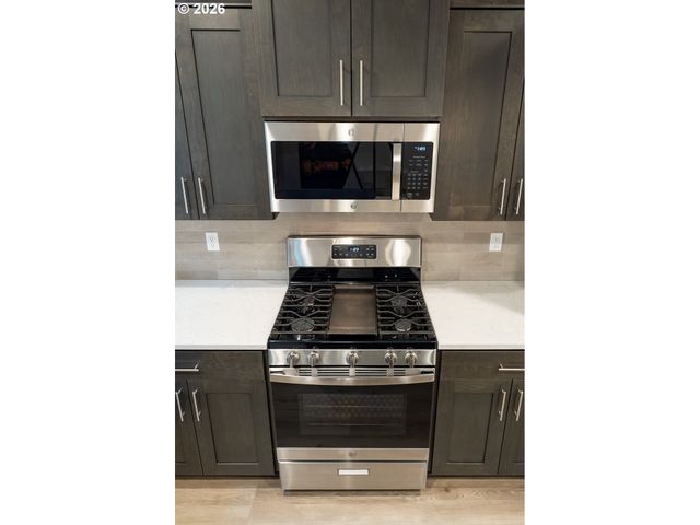 10495 Se HERITAGE Rd, Happy Valley, OR 97086