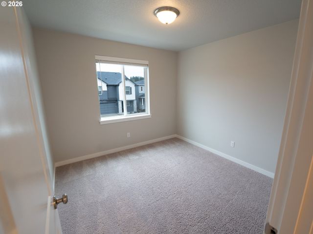 10495 Se HERITAGE Rd, Happy Valley, OR 97086