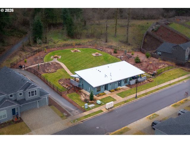 10495 Se HERITAGE Rd, Happy Valley, OR 97086