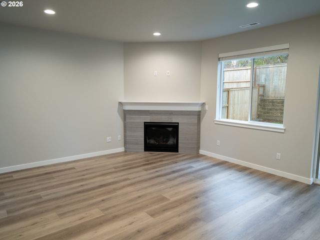 10495 Se HERITAGE Rd, Happy Valley, OR 97086