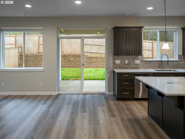 10495 Se HERITAGE Rd, Happy Valley, OR 97086