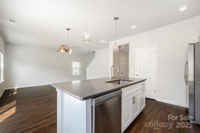 1209 Cathey Road, Charlotte, NC 28214