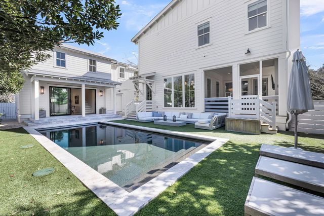 546 Center Street, Mount Pleasant, SC 29464