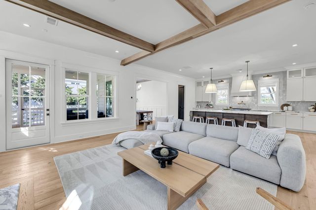 546 Center Street, Mount Pleasant, SC 29464