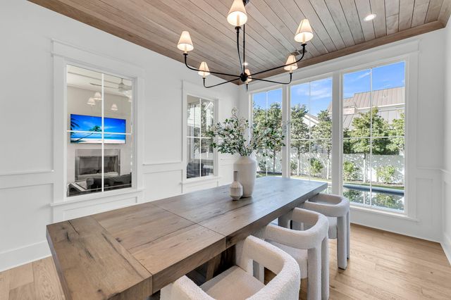 546 Center Street, Mount Pleasant, SC 29464