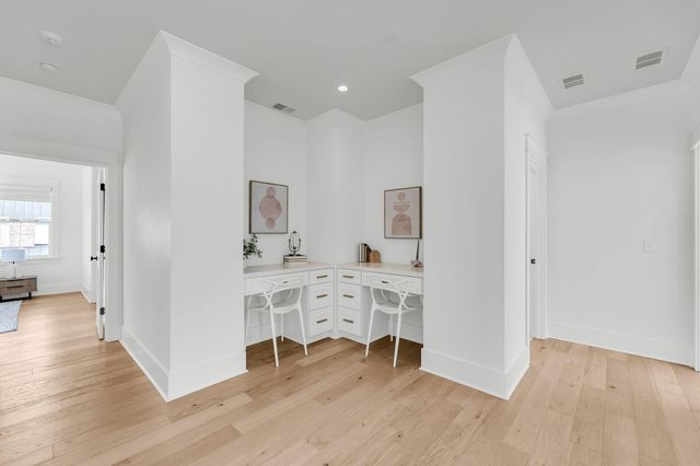 546 Center Street, Mount Pleasant, SC 29464