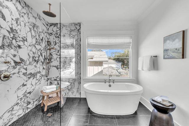 546 Center Street, Mount Pleasant, SC 29464