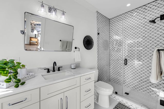 546 Center Street, Mount Pleasant, SC 29464