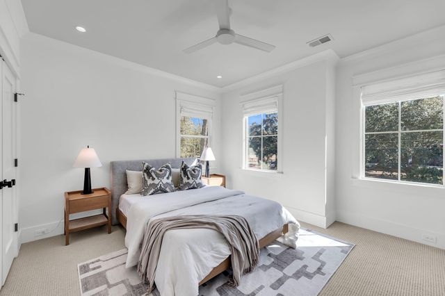 546 Center Street, Mount Pleasant, SC 29464