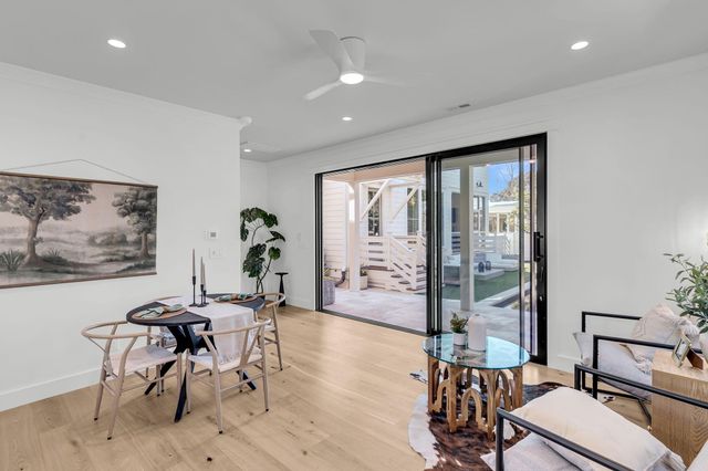 546 Center Street, Mount Pleasant, SC 29464